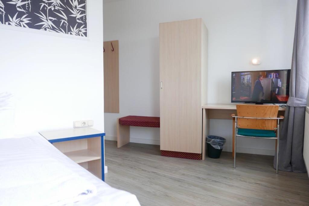 Hotel Best One Rossdorf  Екстер'єр фото